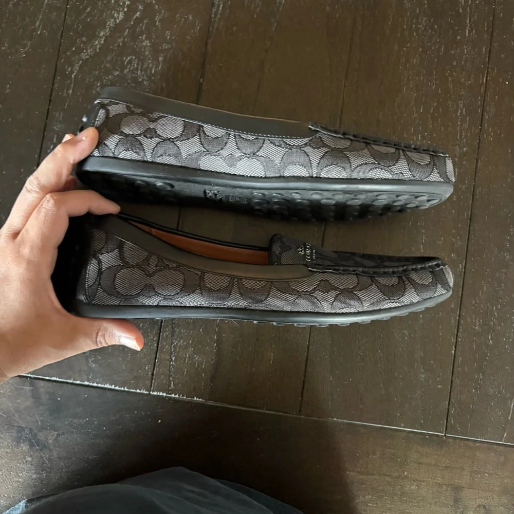 Coach Women’s Canvas Signature Gable Loafers Driving Old Money Size 6.5 Classic - Picture 4 of 12